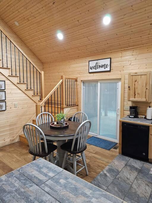 הוילה Burkesville Sugar Bear Cabin With Boat Parking 5 Mins To State Park & Golf מראה חיצוני תמונה